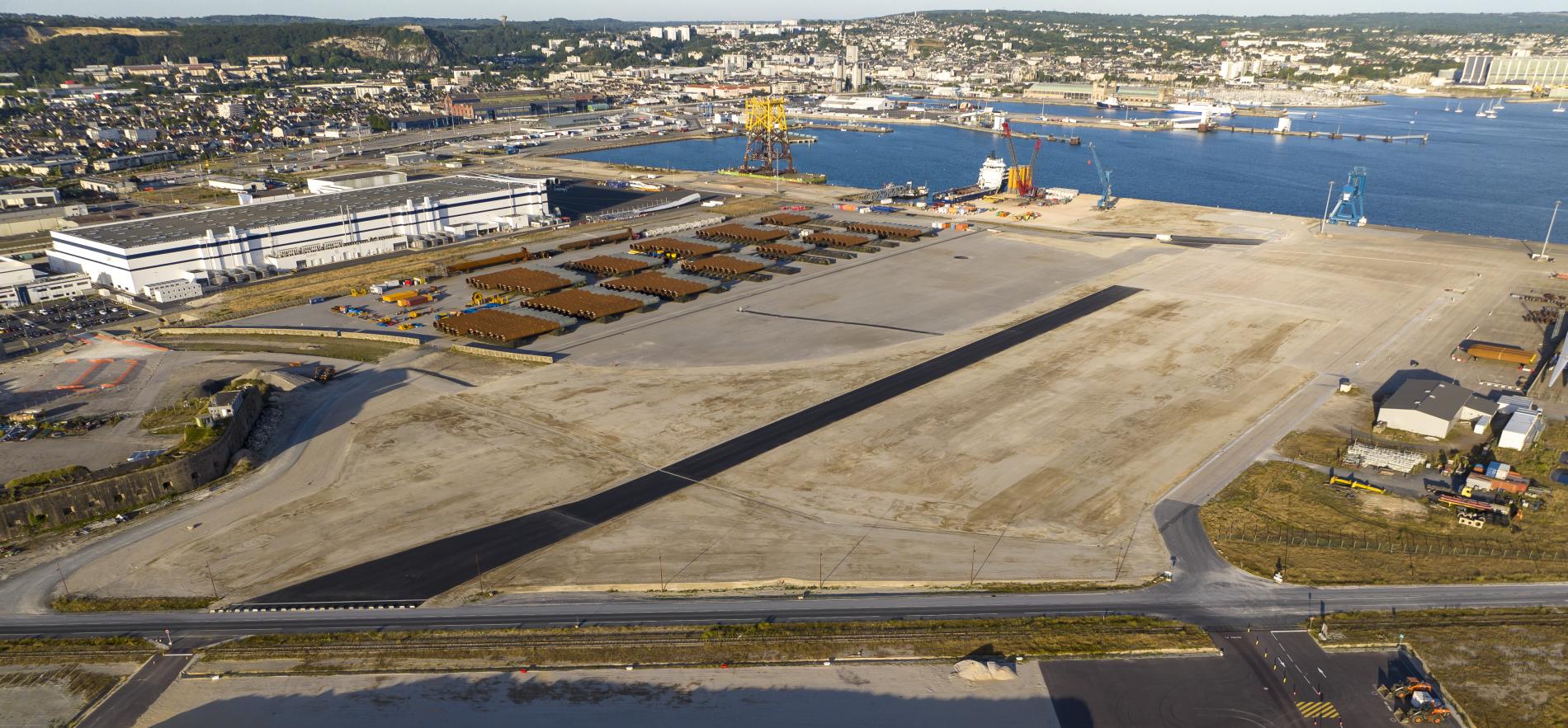 Terre pleins portuaires Cherbourg